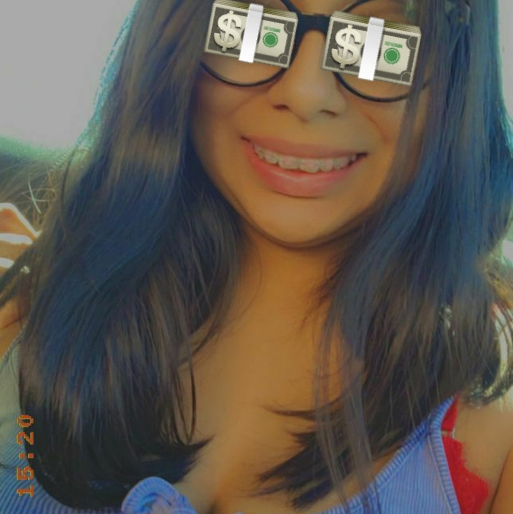 Meet your Posher, Maria